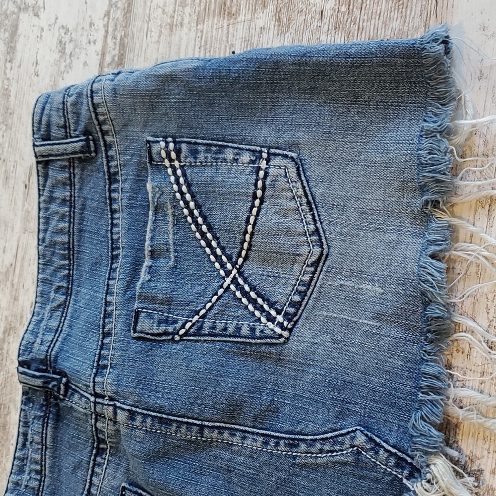Denim mini skirt size 27 Distressed Frayed - Picture 6 of 7